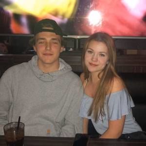 Meet your Posher, Abbie